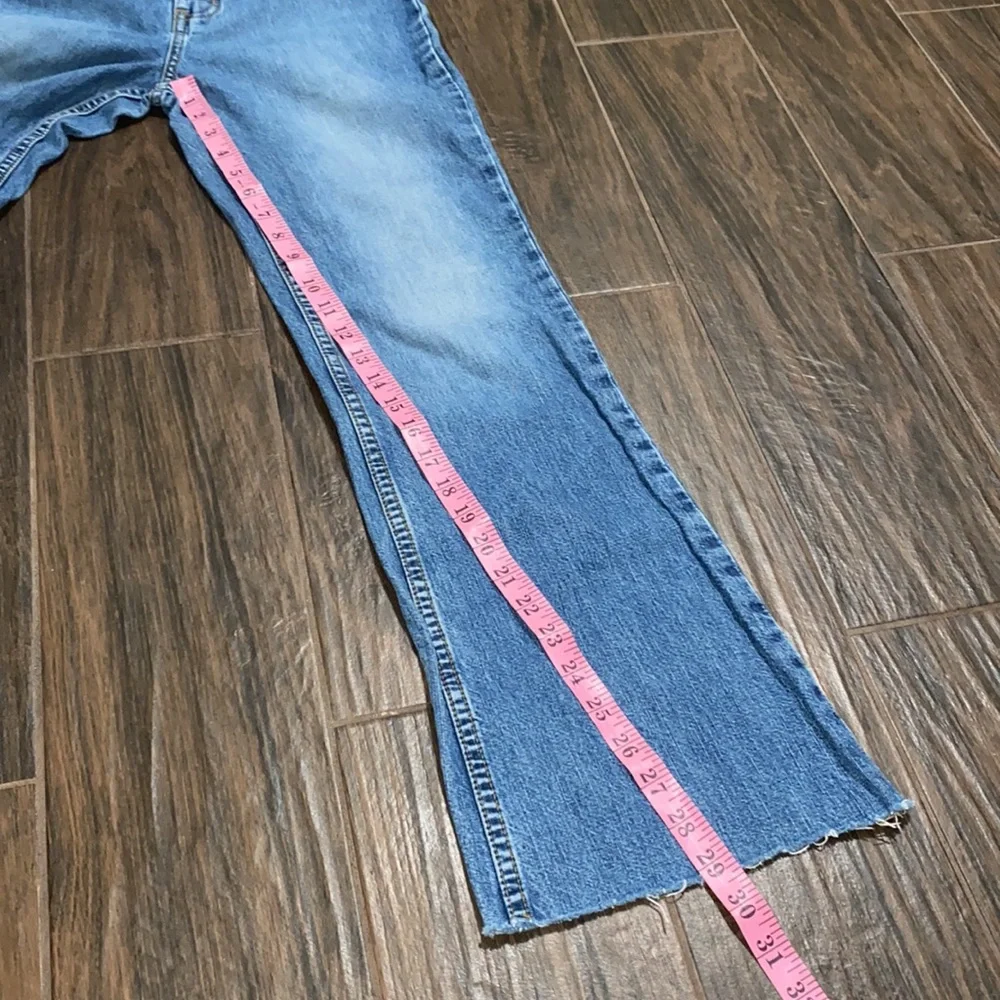Express Hispter light wash flare jeans vintage 3/4